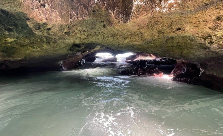 Mermaid Caves in Oahu, Hawaii