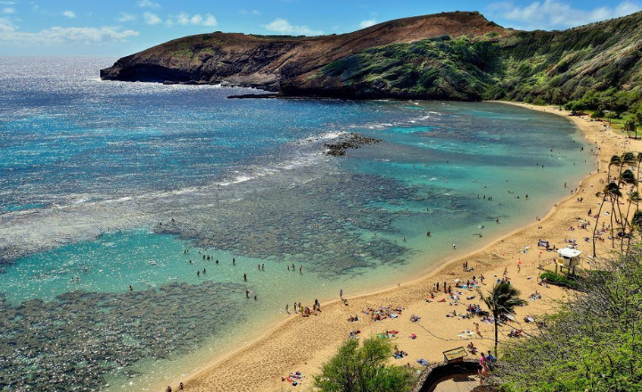 Mermaid Caves in Oahu, Hawaii