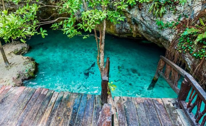 Cenote Aldea Zama