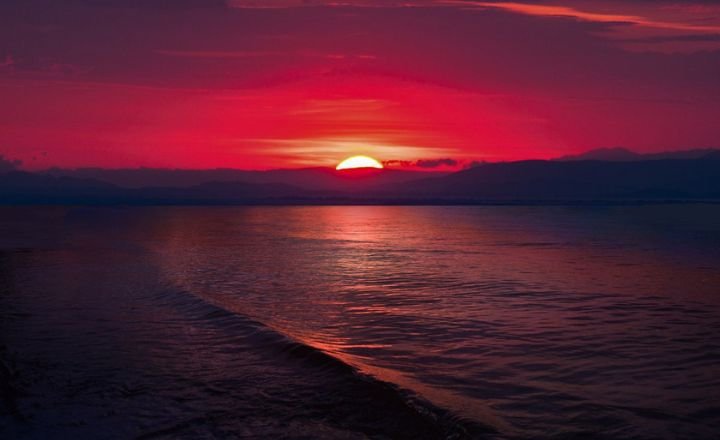 Sunset Captions for Famous Cities & Locations